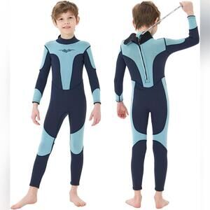 NWOT Seaskin Boys Wetsuit 3mm Neoprene Back Zip Thermal Swimsuit, Size 8